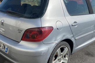 Pare choc arriere PEUGEOT 307