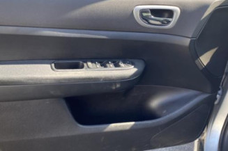 Pare choc arriere PEUGEOT 307