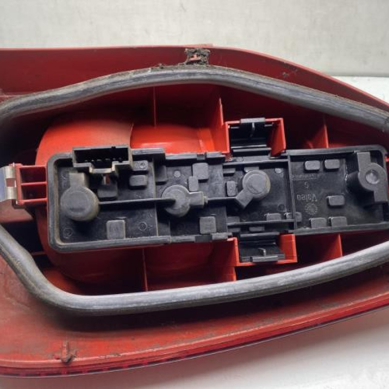 Feu arriere principal gauche (feux) CITROEN XSARA PICASSO Photo n°4