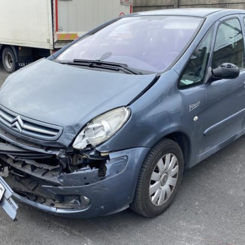 Feu arriere principal gauche (feux) CITROEN XSARA PICASSO Photo n°15