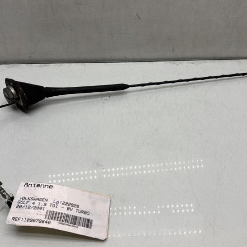 Antenne VOLKSWAGEN GOLF 4 Photo n°1