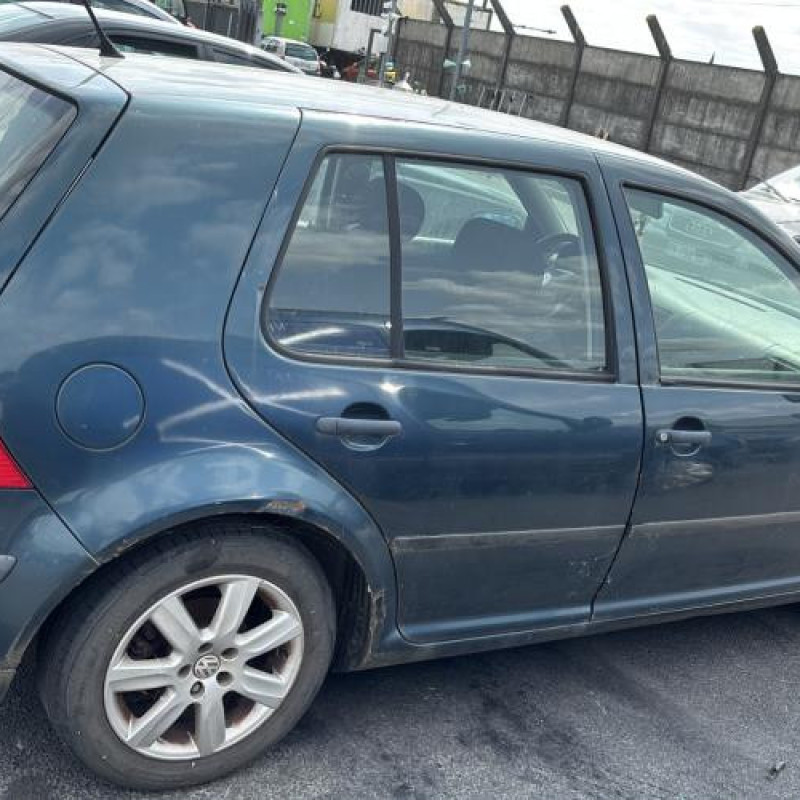 Poignee interieur arriere gauche VOLKSWAGEN GOLF 4 Photo n°10