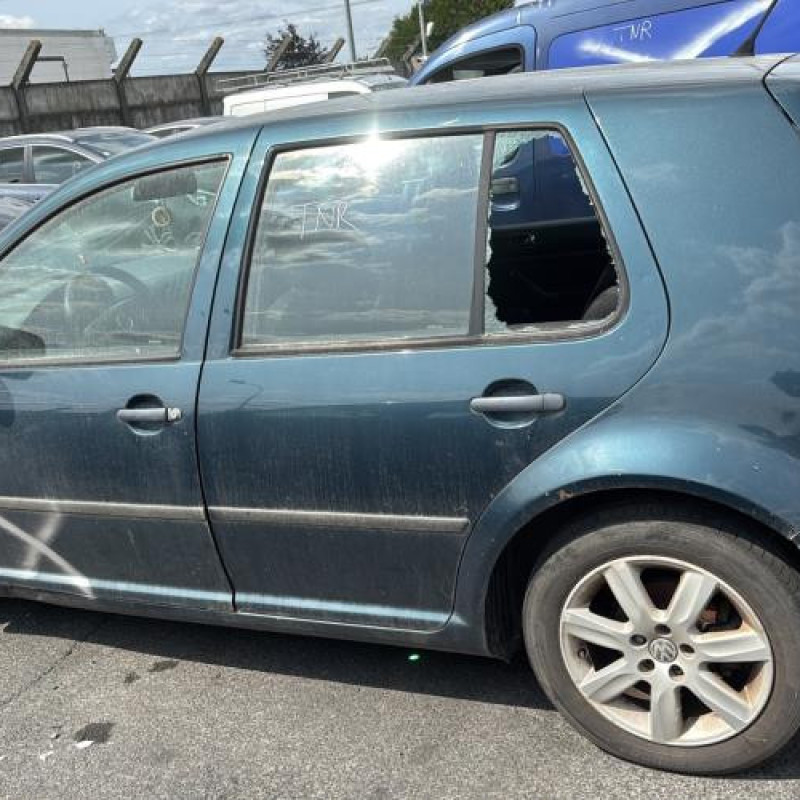 Poignee interieur arriere gauche VOLKSWAGEN GOLF 4 Photo n°11