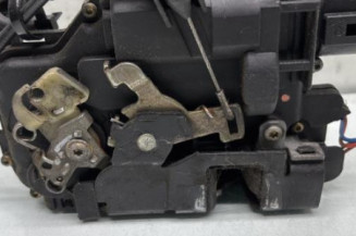 Serrure avant gauche VOLKSWAGEN GOLF 4