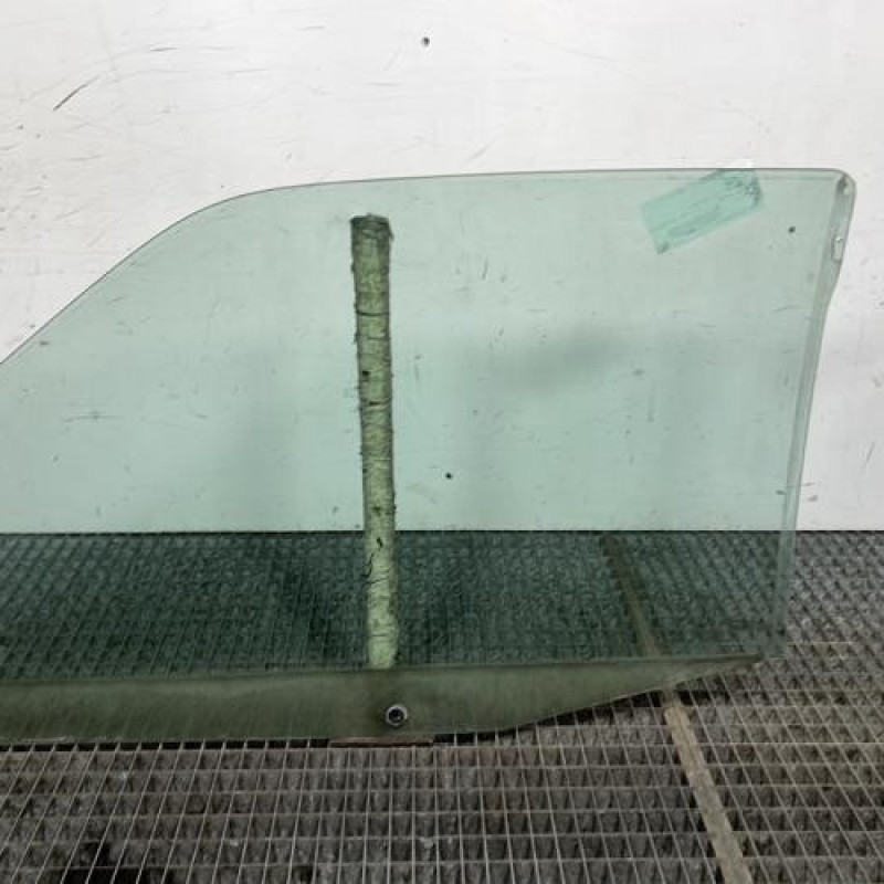 Vitre avant droit CITROEN SAXO Photo n°4