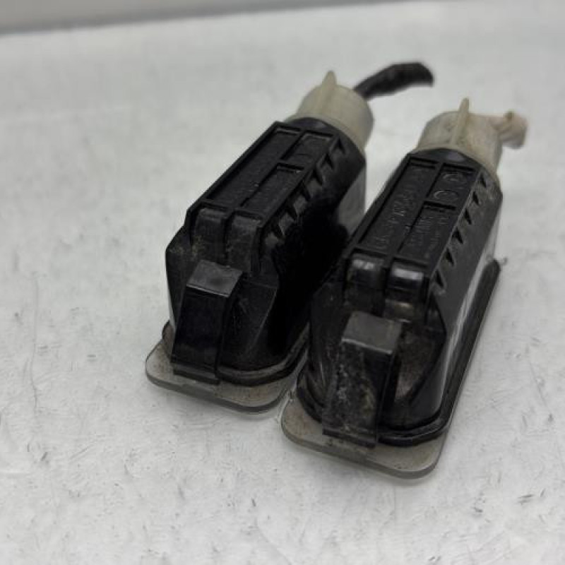 Eclairage de plaque FORD TRANSIT 5 Photo n°4