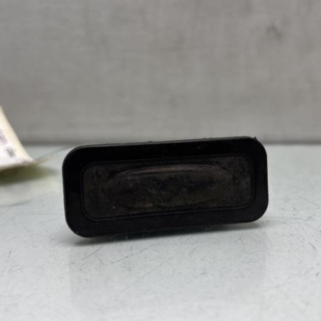 Bouton de coffre RENAULT GRAND SCENIC 2 Photo n°1