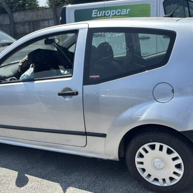 Feu arriere principal gauche (feux) CITROEN C2 Photo n°10