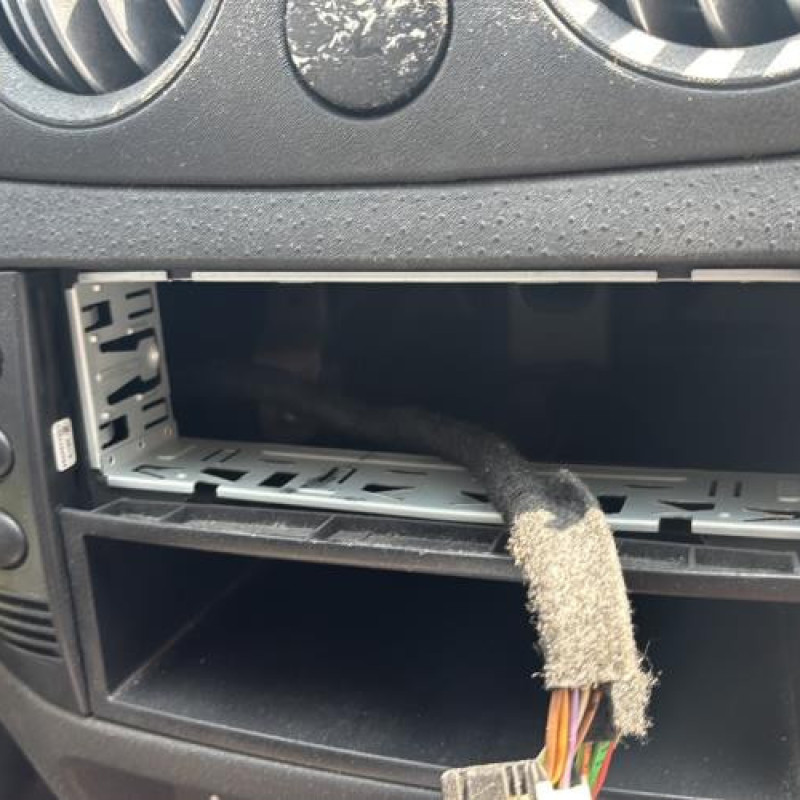 Poignee porte avant droit CITROEN C2 Photo n°18