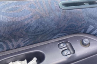 Serrure avant droit RENAULT ESPACE 3