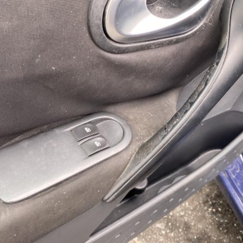 Poignee porte avant droit RENAULT MEGANE 2 Photo n°13