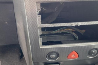 Poignee porte avant droit RENAULT MEGANE 2