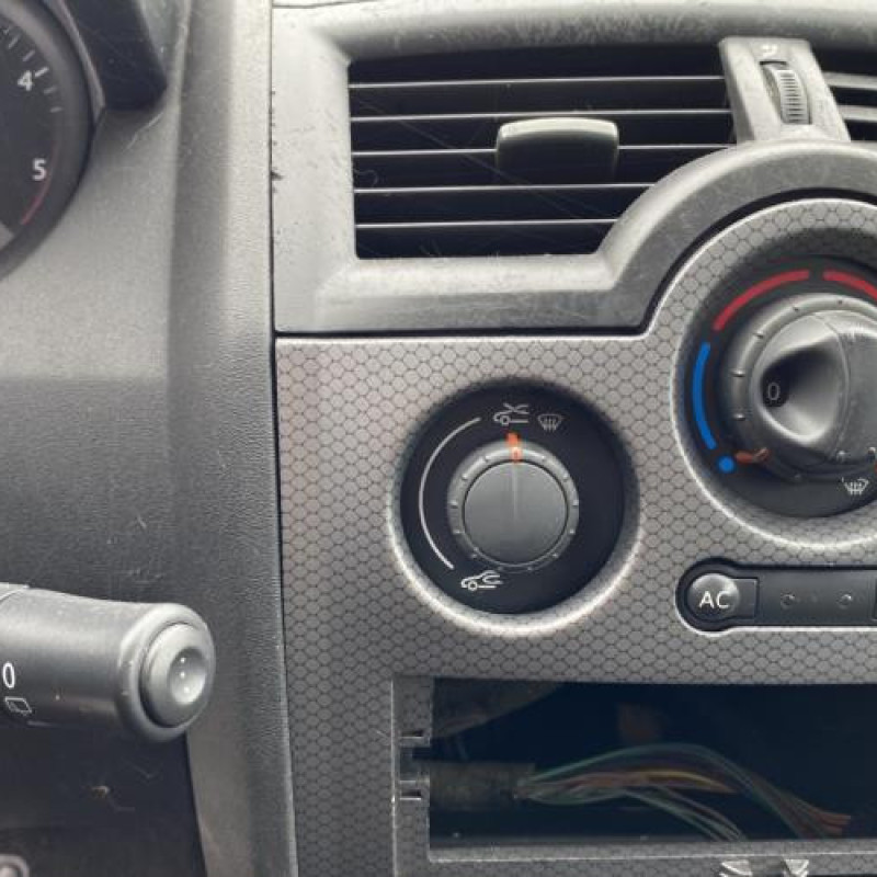 Pare soleil droit RENAULT MEGANE 2 Photo n°19