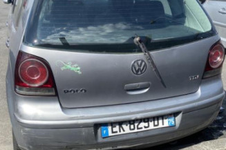 Vitre avant gauche VOLKSWAGEN POLO 4