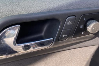 Retroviseur gauche VOLKSWAGEN POLO 4