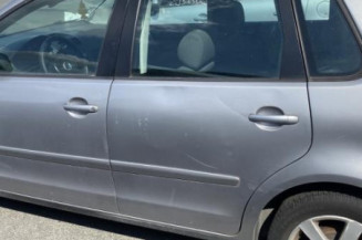 Vitre avant gauche VOLKSWAGEN POLO 4