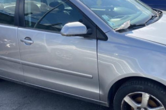 Vitre avant gauche VOLKSWAGEN POLO 4