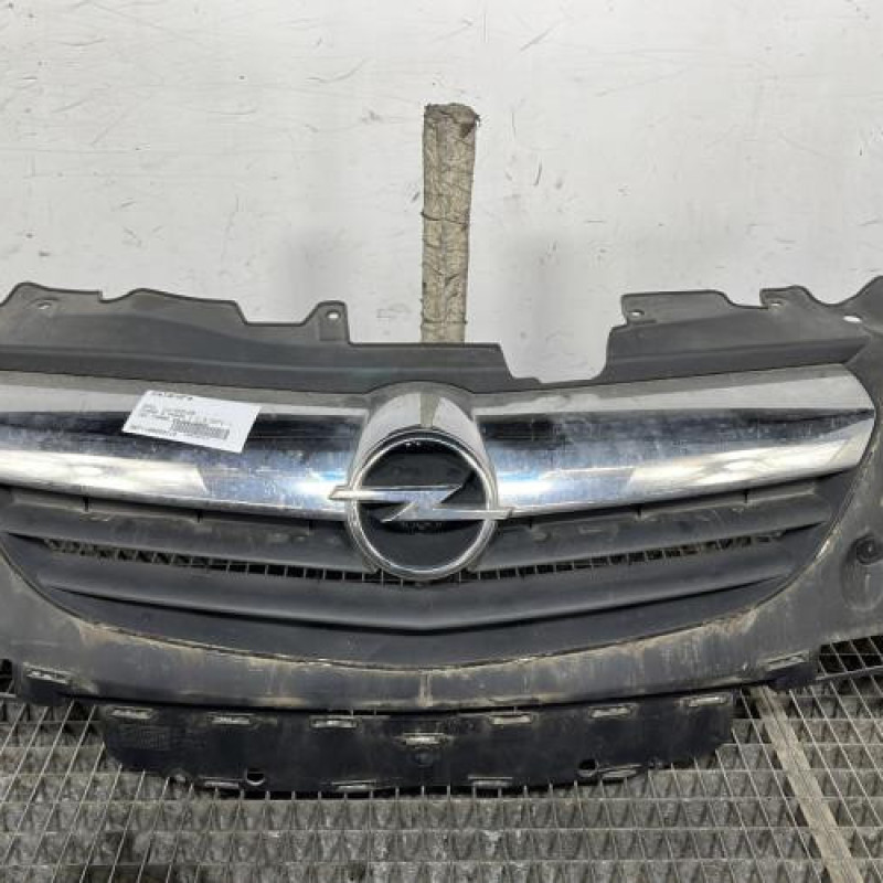 Calandre OPEL CORSA D Photo n°1