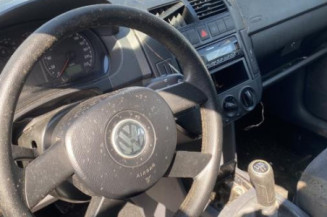Vitre avant gauche VOLKSWAGEN POLO 4