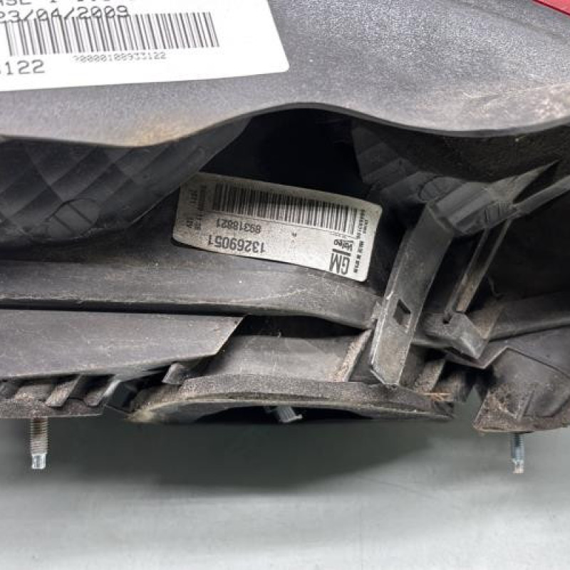 Feu arriere principal droit (feux) OPEL CORSA D Photo n°4