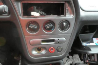Vitre arriere gauche PEUGEOT 306