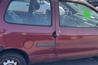 Attache ceinture arriere droit RENAULT TWINGO 1