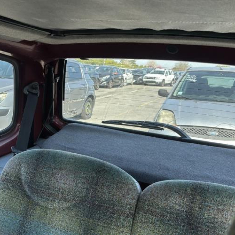 Attache ceinture arriere droit RENAULT TWINGO 1 Photo n°14