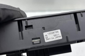 Interrupteur de leve vitre avant gauche OPEL ZAFIRA B