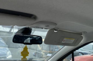 Attache ceinture avant gauche PEUGEOT 207
