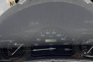 Compteur PEUGEOT 206 Photo n°1