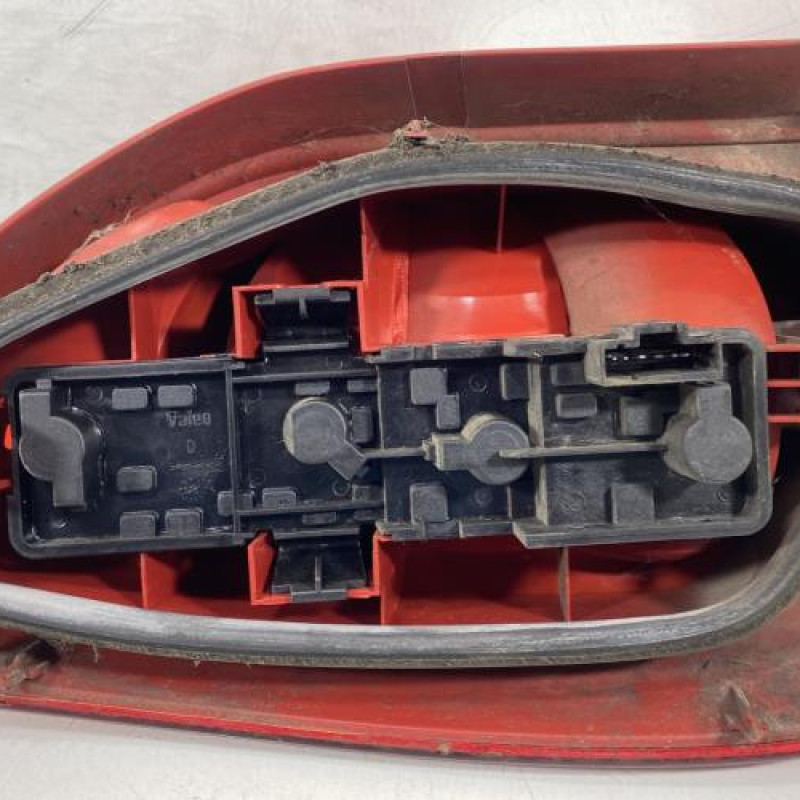 Feu arriere principal droit (feux) CITROEN XSARA PICASSO Photo n°2