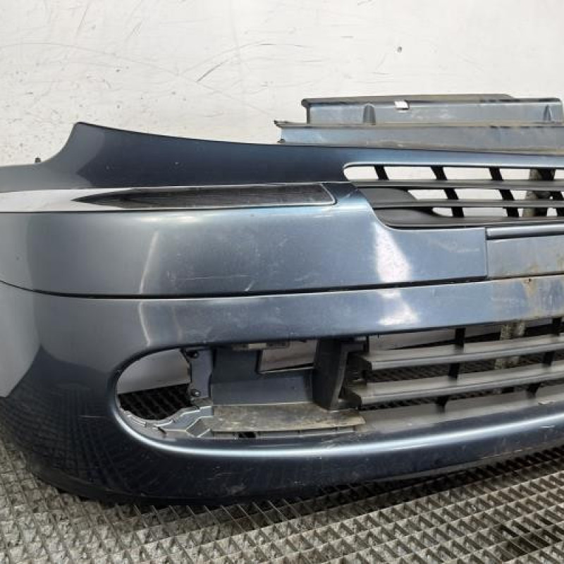 Pare choc avant CITROEN XSARA PICASSO Photo n°6