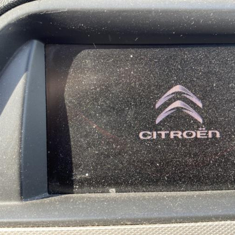 Attache ceinture avant gauche CITROEN C5 2 Photo n°20