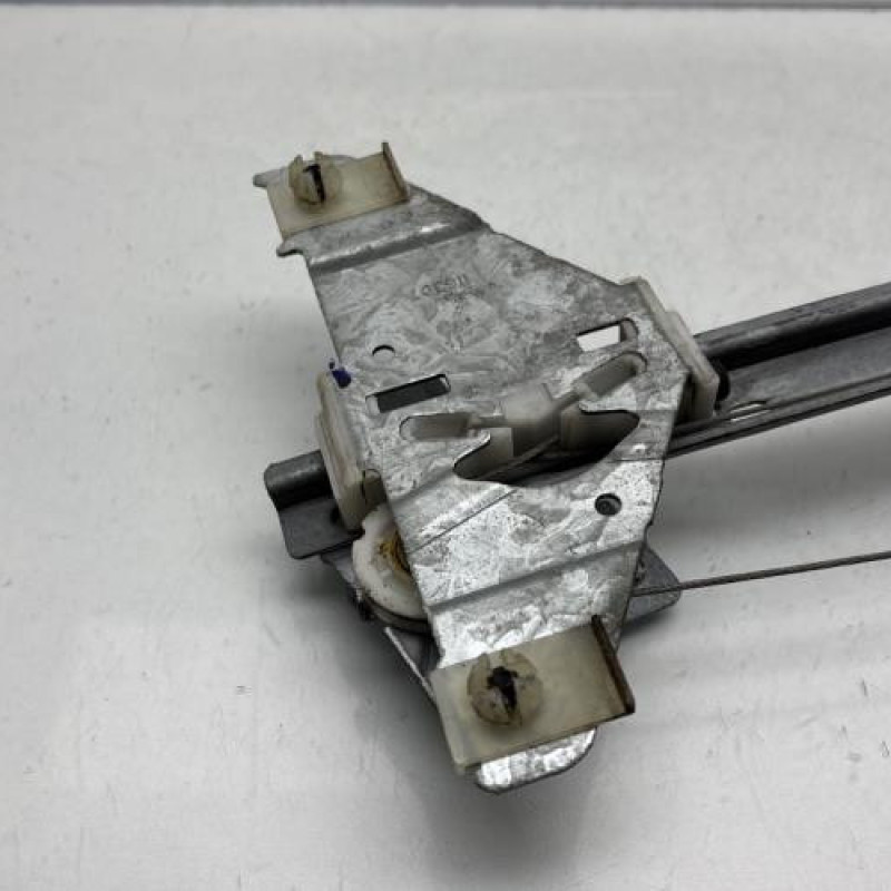 Leve vitre electrique arriere gauche PEUGEOT 307 Photo n°6