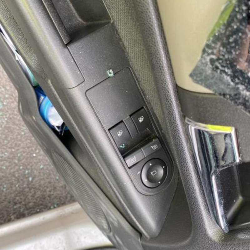 Pare soleil droit OPEL ASTRA H Photo n°12