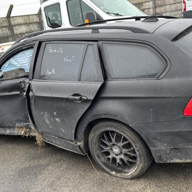 Feu arriere principal gauche (feux) BMW SERIE 3 E91 Photo n°10