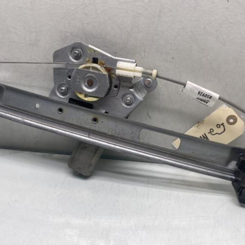 Leve vitre electrique arriere gauche BMW SERIE 3 E91 Photo n°1