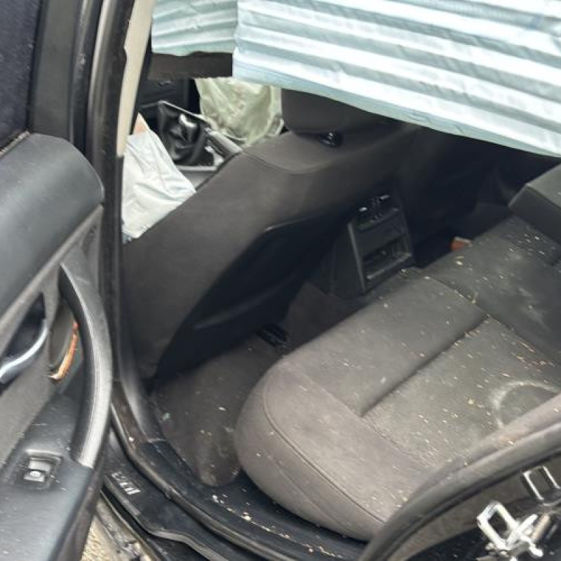 Leve vitre electrique arriere gauche BMW SERIE 3 E91 Photo n°14