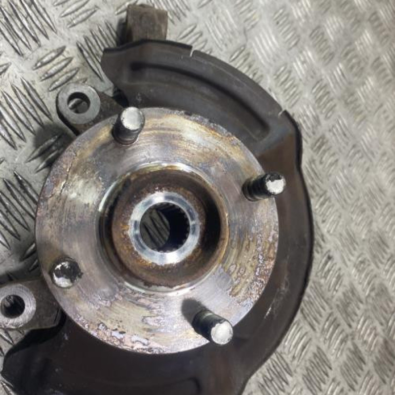 Pivot de moyeu avant gauche SUZUKI ALTO 3 Photo n°1