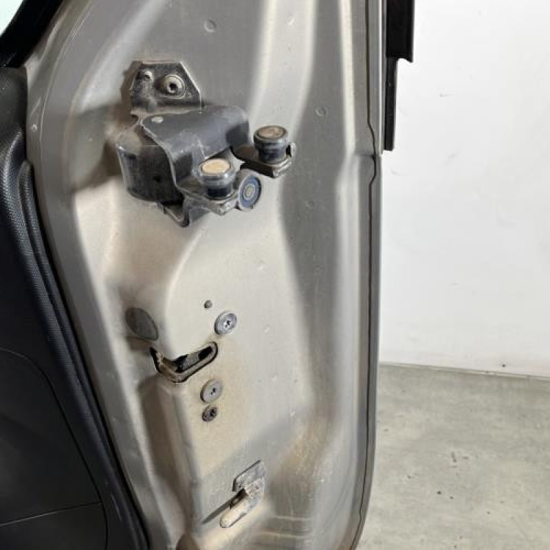 Porte laterale droit PEUGEOT PARTNER 2 Photo n°5