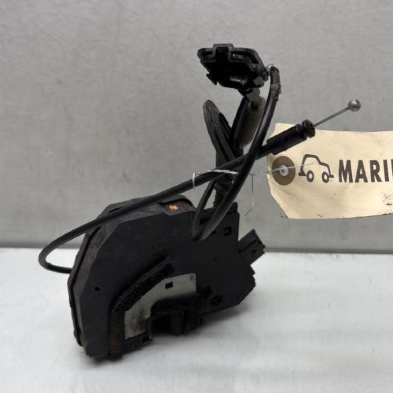 Serrure arriere gauche RENAULT CLIO 4 Photo n°4