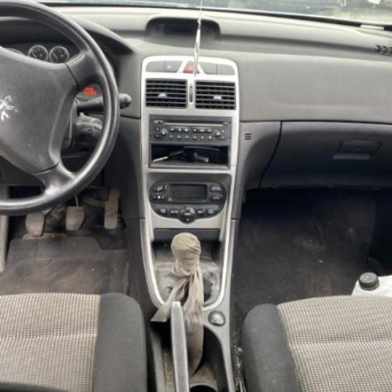 Pare choc arriere PEUGEOT 307 Photo n°7