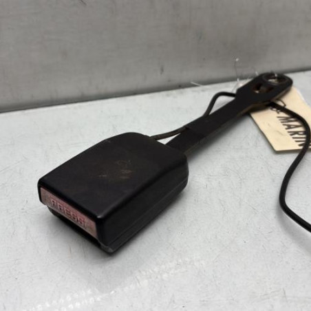 Attache ceinture avant gauche PEUGEOT 307