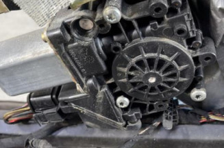 Leve vitre electrique avant gauche AUDI A4 1