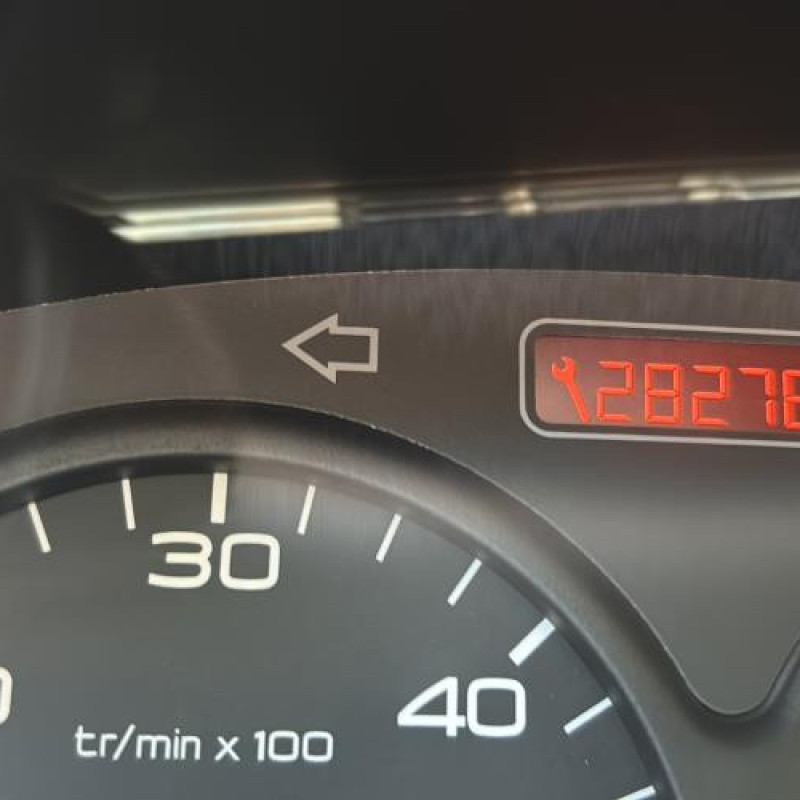 Compteur PEUGEOT 206 Photo n°9