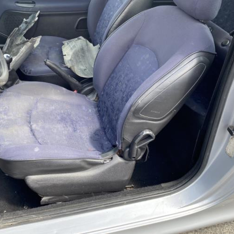 Pare soleil gauche PEUGEOT 206 Photo n°19