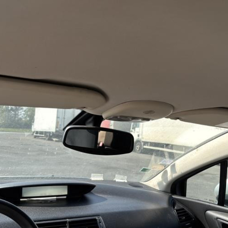 Feu arriere principal gauche (feux) CITROEN C4 1 Photo n°17