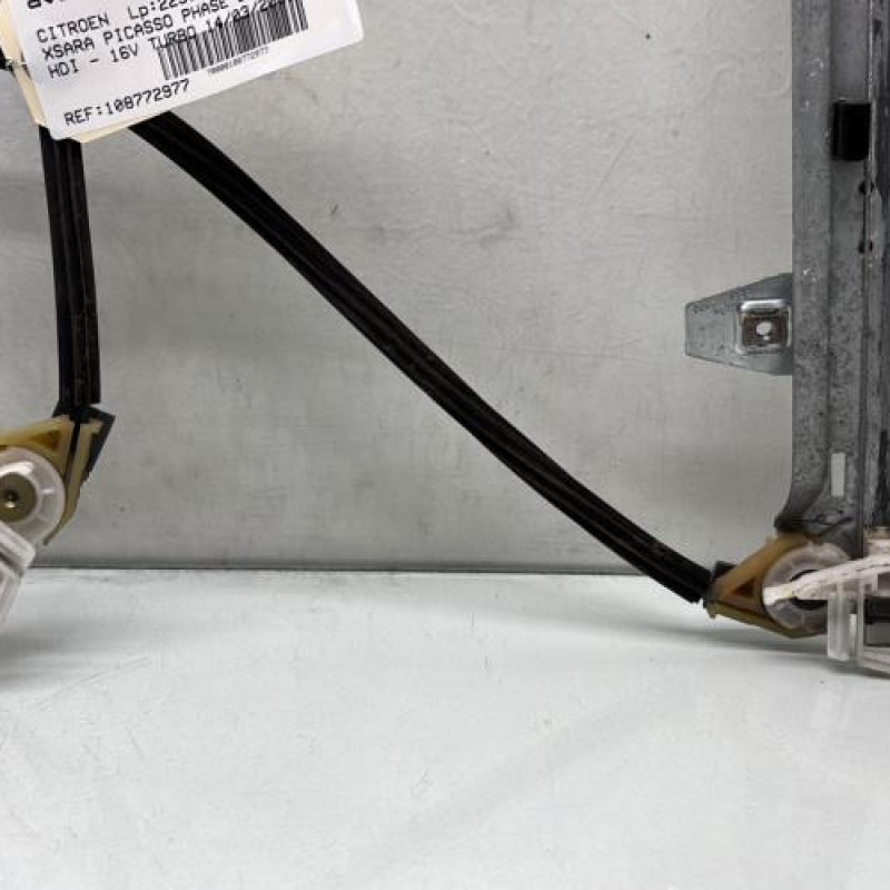 Leve vitre electrique avant droit CITROEN XSARA PICASSO Photo n°2