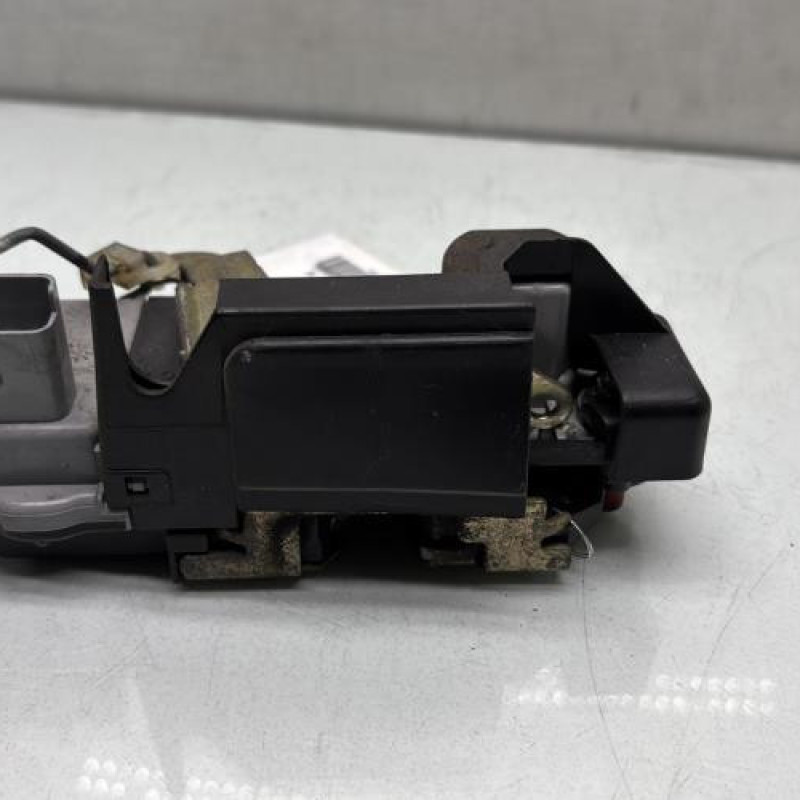 Serrure arriere gauche CITROEN XSARA PICASSO Photo n°4