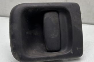 Poignee porte avant gauche RENAULT MASTER 2 Photo n°1